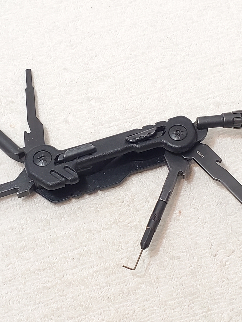 Gerber Black Multitool Short Reach Extraction Cleaning Slide Lock Buttons - Picture 5 of 13